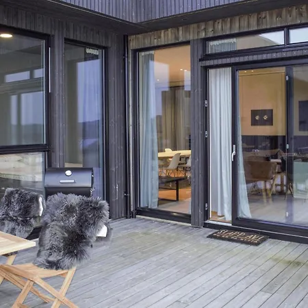 Prachtig Met 3 Slaapkamers In Vakantiehuis Svenevik