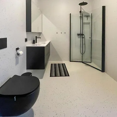 Prachtig Met 3 Slaapkamers In Svenevik